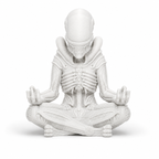 Miniatura Xenomorph Meditando — Figura para Pintar e Colecionar