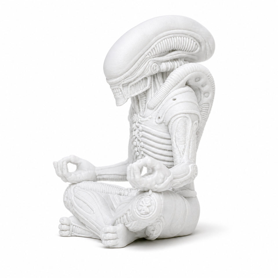 Miniatura Xenomorph Meditando — Figura para Pintar e Colecionar