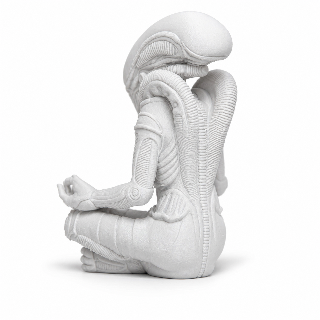 Miniatura Xenomorph Meditando — Figura para Pintar e Colecionar